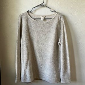 Textured White/Black Crew Neck Sweater Perfect for Layering!